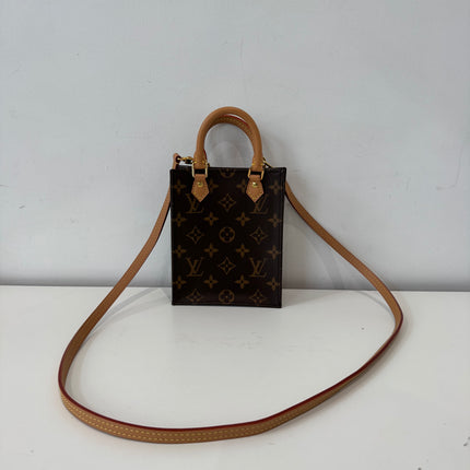 Mini sac plat Louis Vuitton Monogram
