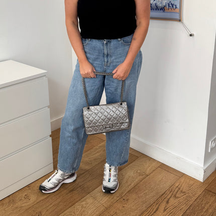 Sac Chanel 2.55 Argent Irisé 28cm