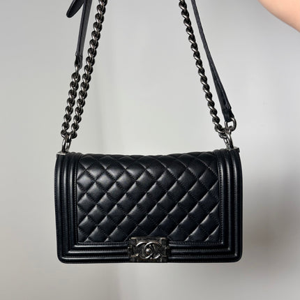 Sac Chanel Boy medium noir