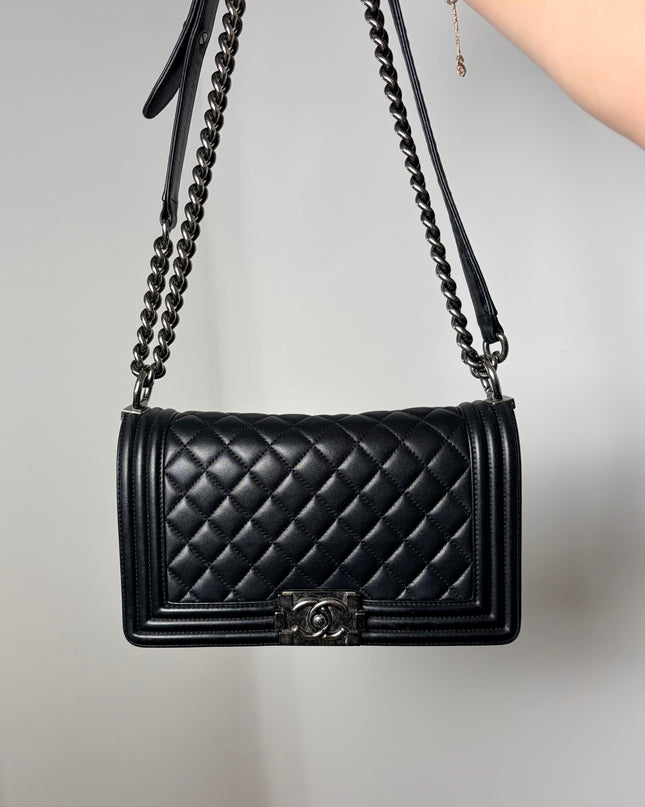 Sac Chanel Boy medium noir
