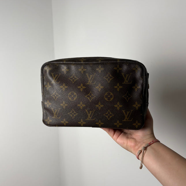 Trousse de toilette Louis Vuitton monogram 23cm