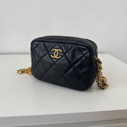 Sac Chanel Caméra matelassé CC