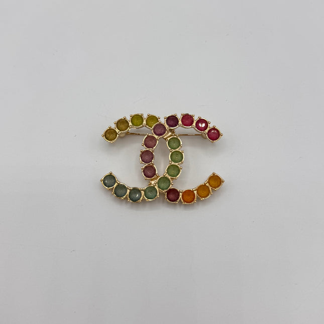 Broche Chanel double C