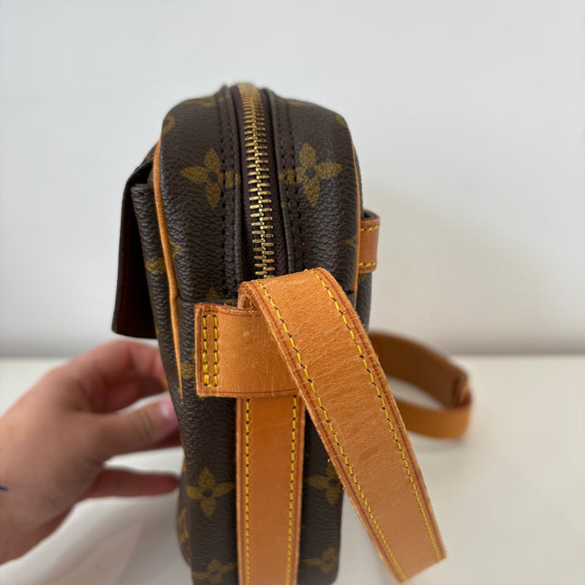 Sac Louis Vuitton Jeune Fille Monogram