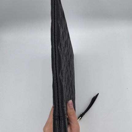 Pochette Louis Vuitton Daily Pouch Cuir Empreinte