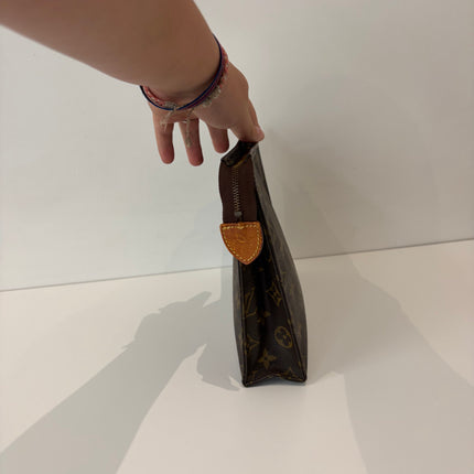 Poche Toilette Louis Vuitton Monogram 25