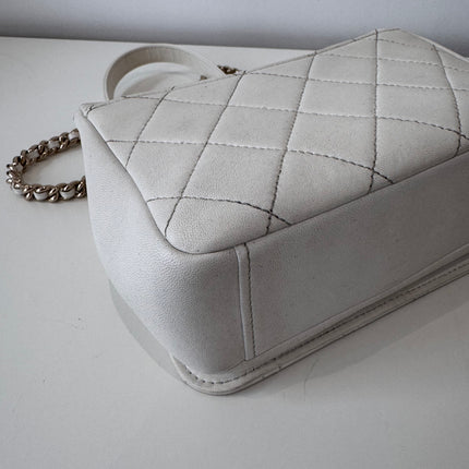 Sac Chanel caméra blanc cassé
