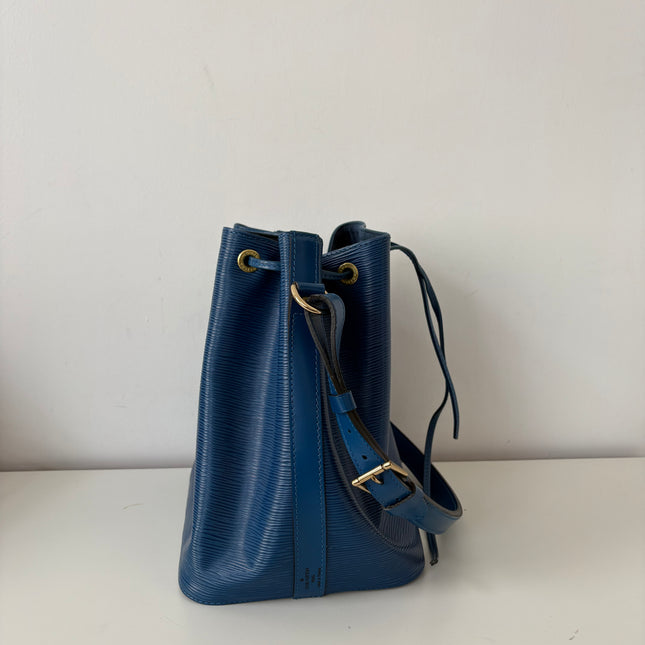 Sac Louis Vuitton PM Noé cuir épi bleu