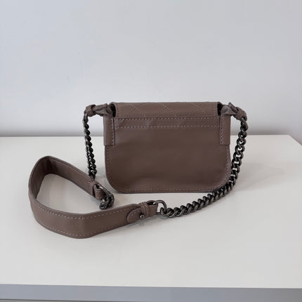 Sac Chanel demie lune marron glacé