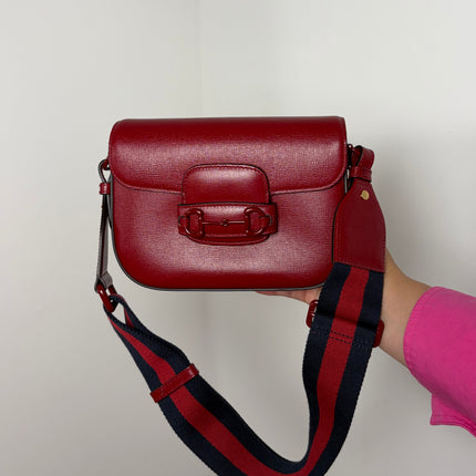 Sac Gucci Horsebit 1955 PM Cuir Rouge Éteint