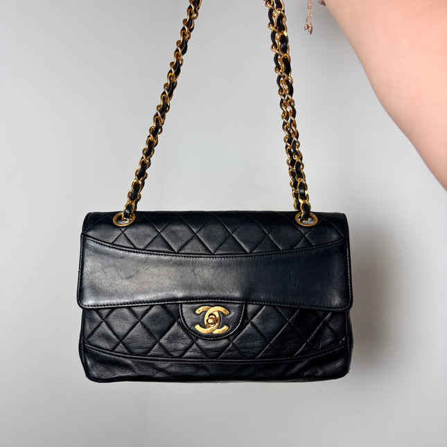 Sac Chanel simple rabat 23cm
