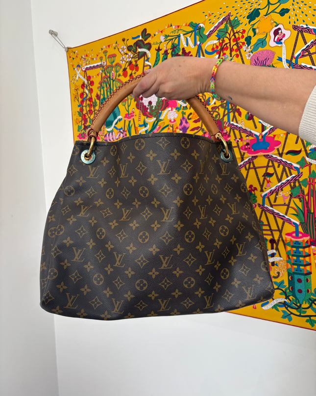 Sac Louis Vuitton Artsy MM