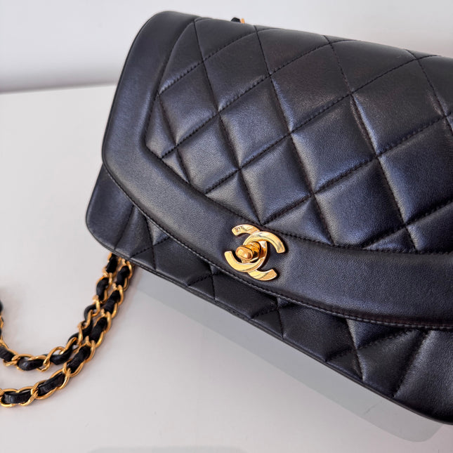 Sac Chanel Diana PM Noir