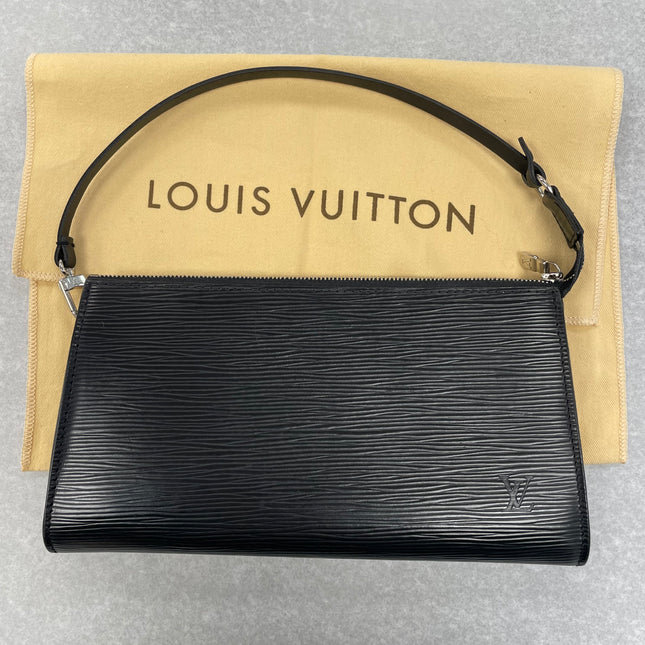 Pochette Épi Louis Vuitton