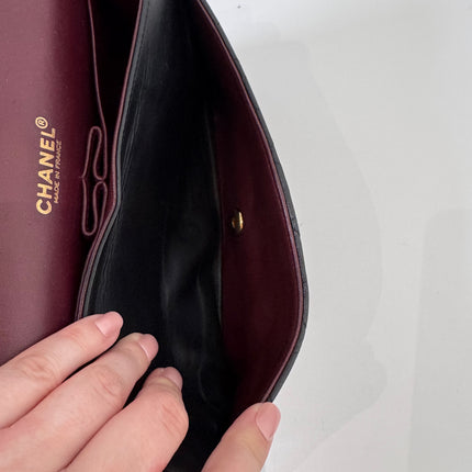 Sac Chanel Timeless vintage 25 cm noir