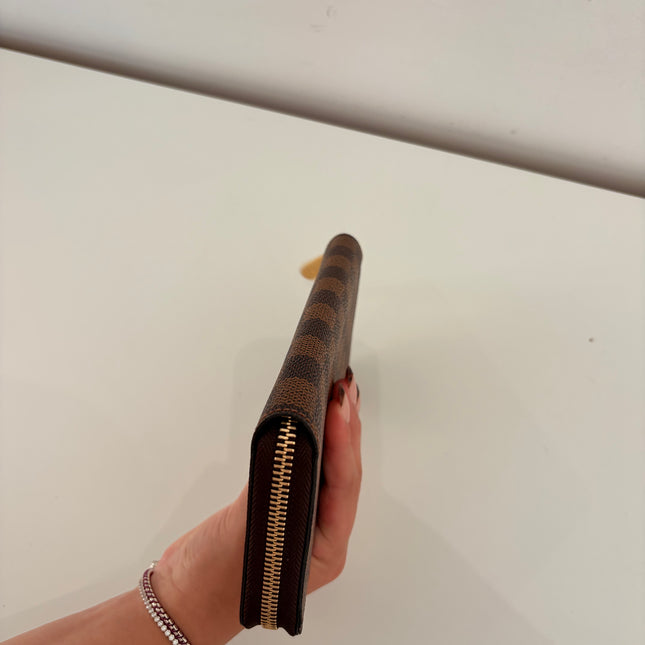 Portefeuille Louis Vuitton Zippy Damier Ébène