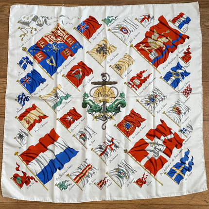 Carré Hermes 90cm « Pavois »