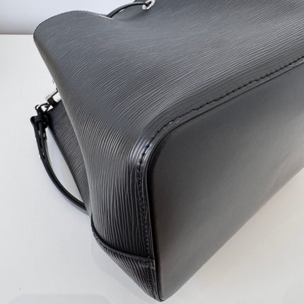 Sac Louis Vuitton Neo Noé Cuir Épi Noir