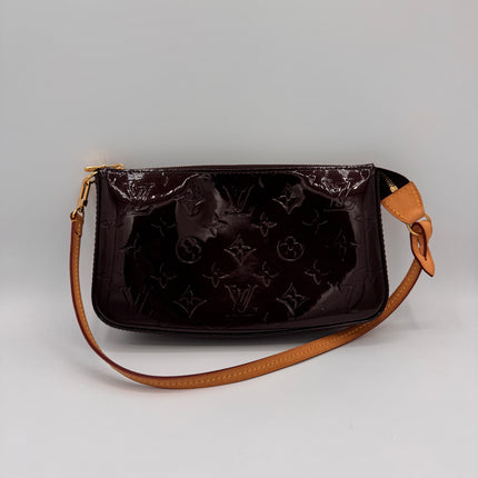 Pochette Accessoires Louis Vuitton Vernis Amarante