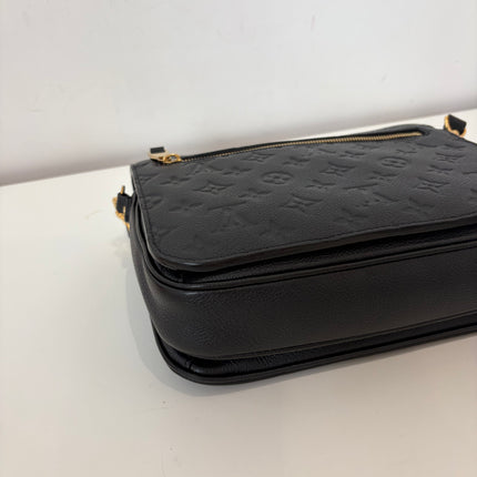 Sac Pochette Louis Vuitton Métis Cuir Empreinte Noir