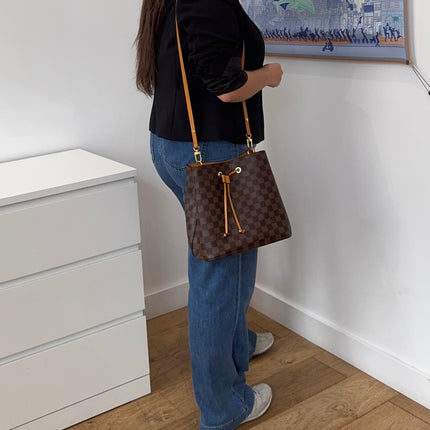 Sac Louis Vuitton Neo Noé Damier ébène & safran