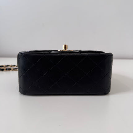 Sac Chanel Mini Square Timeless noir