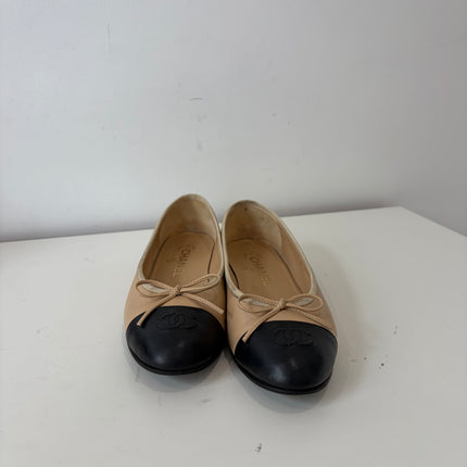 Ballerines Chanel T37 classiques
