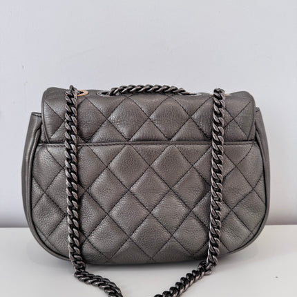 Sac Chanel Demie lune argent