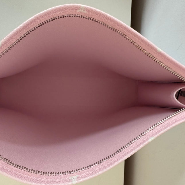 Poche de toilette Louis Vuitton édition limitée Escale 26