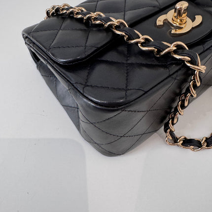 Sac Chanel Mini Square Timeless noir