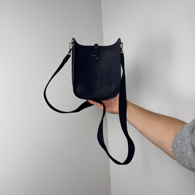Sac Hermès Evelyne 16 bleu marine