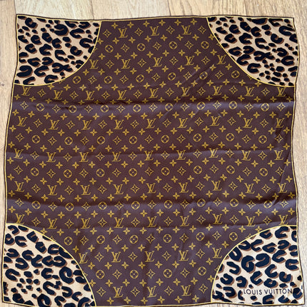 Carré Louis Vuitton 70cm Monogram