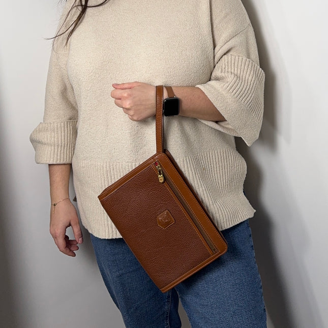Pochette Celine à dragonne