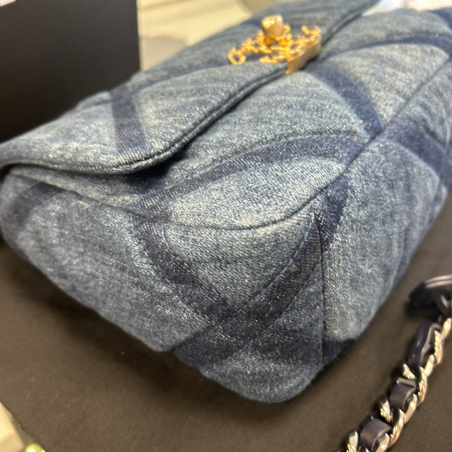 Sac Chanel 19 small denim