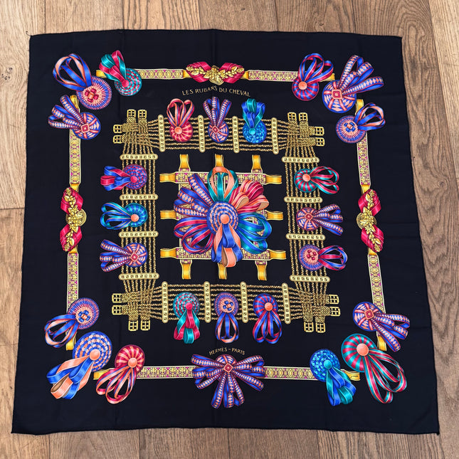 Carré Hermès Les rubans du cheval