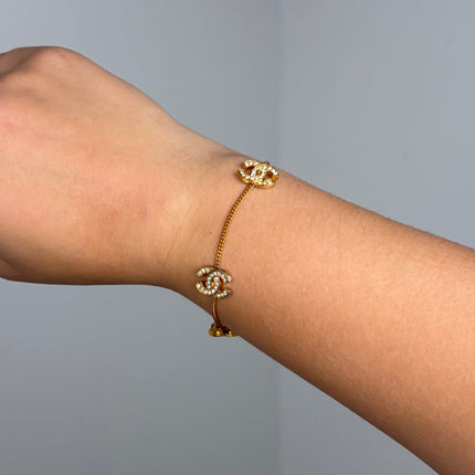 Bracelet Chanel Triple CC plaqué or & strass