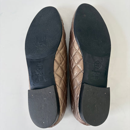 Ballerines Chanel matelassées T39