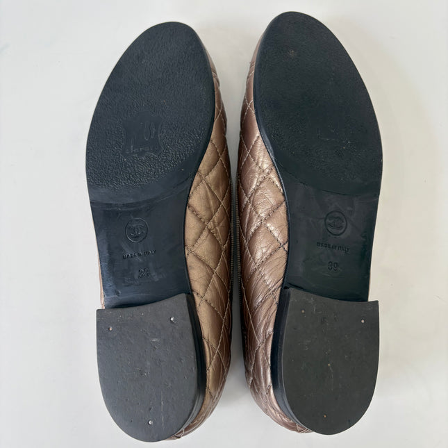 Ballerines Chanel matelassées T39