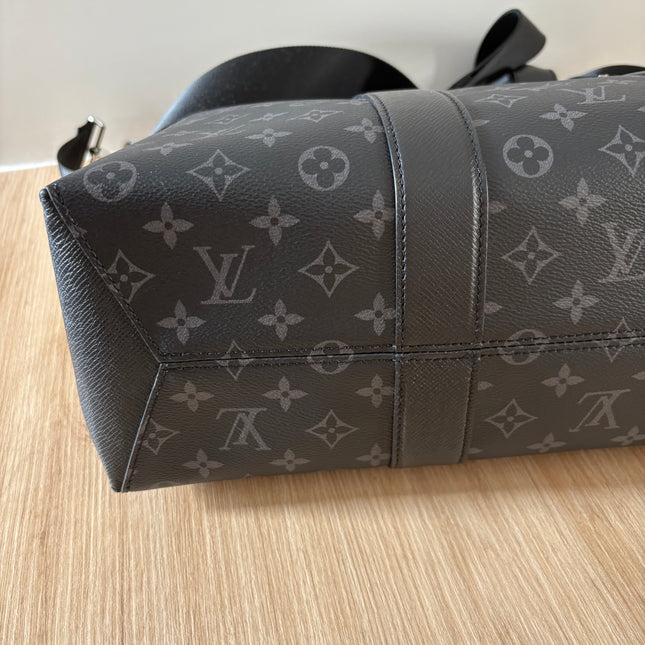 Sac Weekend NM Louis Vuitton monogramme éclipse