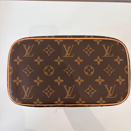 Vanity Louis Vuitton case Nice BB