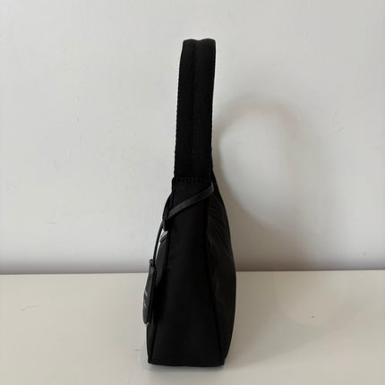 Sac Prada re-édition 2000 noir