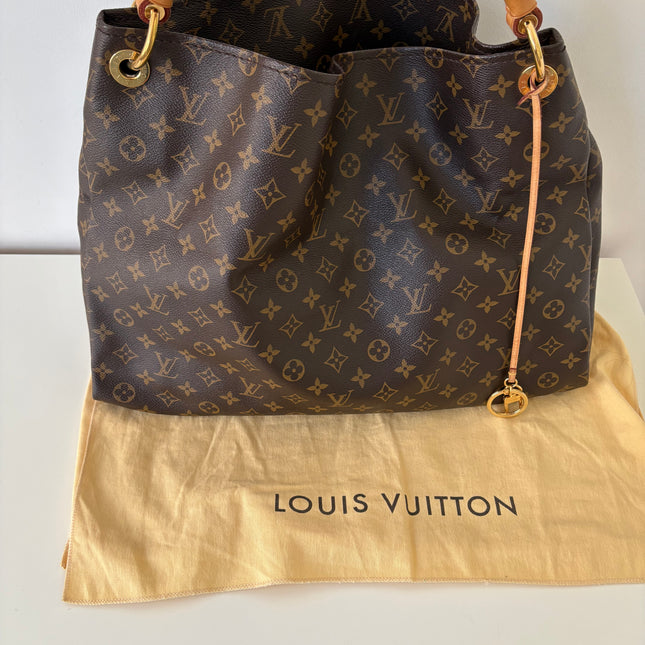Sac Louis Vuitton Artsy Gm
