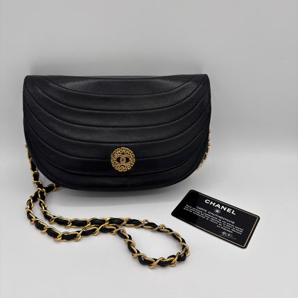 Sac Chanel Demie lune vintage