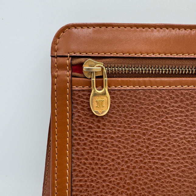 Pochette Celine à dragonne