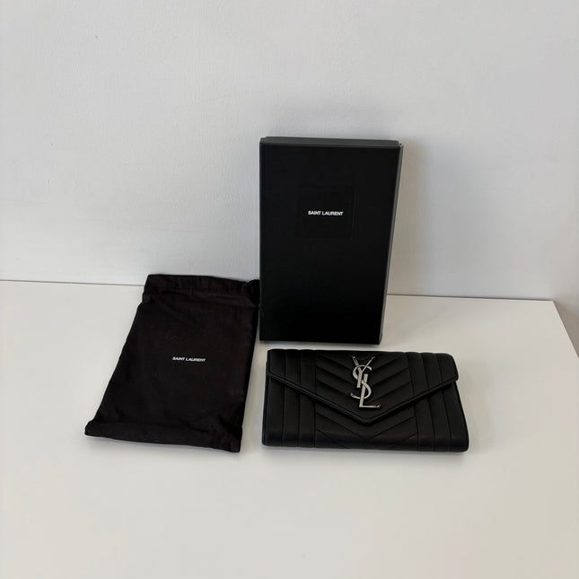 Portefeuille long Saint Laurent cassandre noir