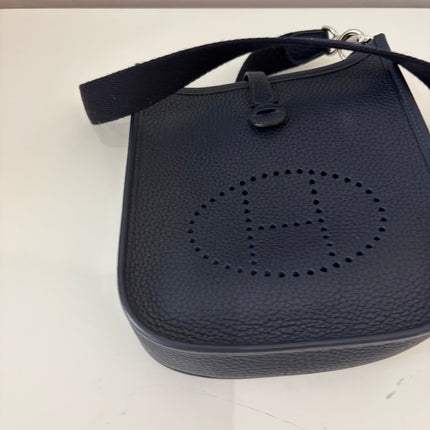 Sac Hermès Evelyne 16 bleu marine