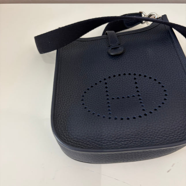 Sac Hermès Evelyne 16 bleu marine