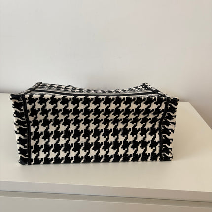Sac Book Tote Medium Dior