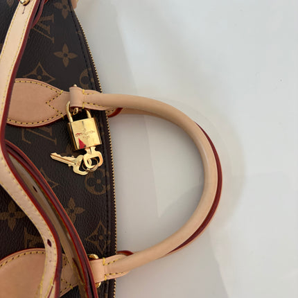 Sac Louis Vuitton Neo lock it PM