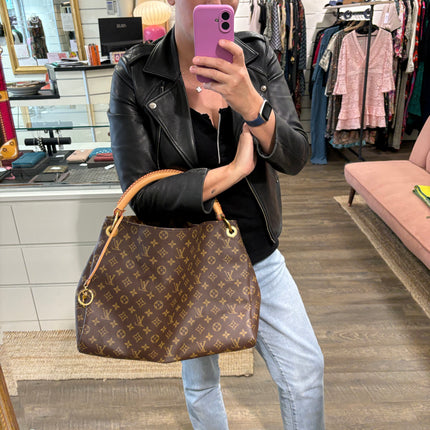 Sac Louis Vuitton Artsy MM